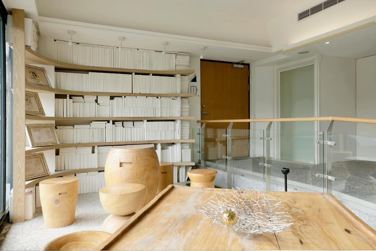 Papersun Hotel Taipei Exterior photo