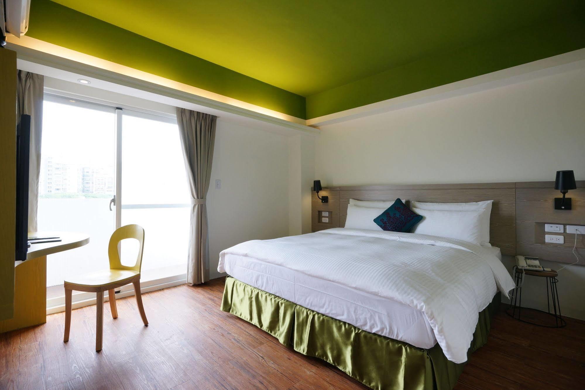 Papersun Hotel Taipei Exterior photo